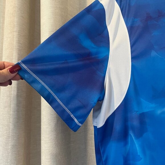 Reel Legends Freeline, Performance Blue Manta Ray print, Size Large - Picture 2 of 5